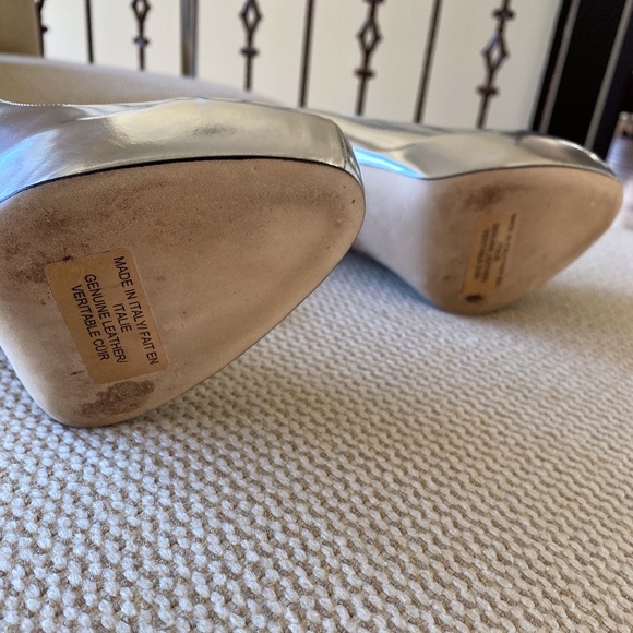 Brian Atwood silver stilettos - Picture 4 of 6